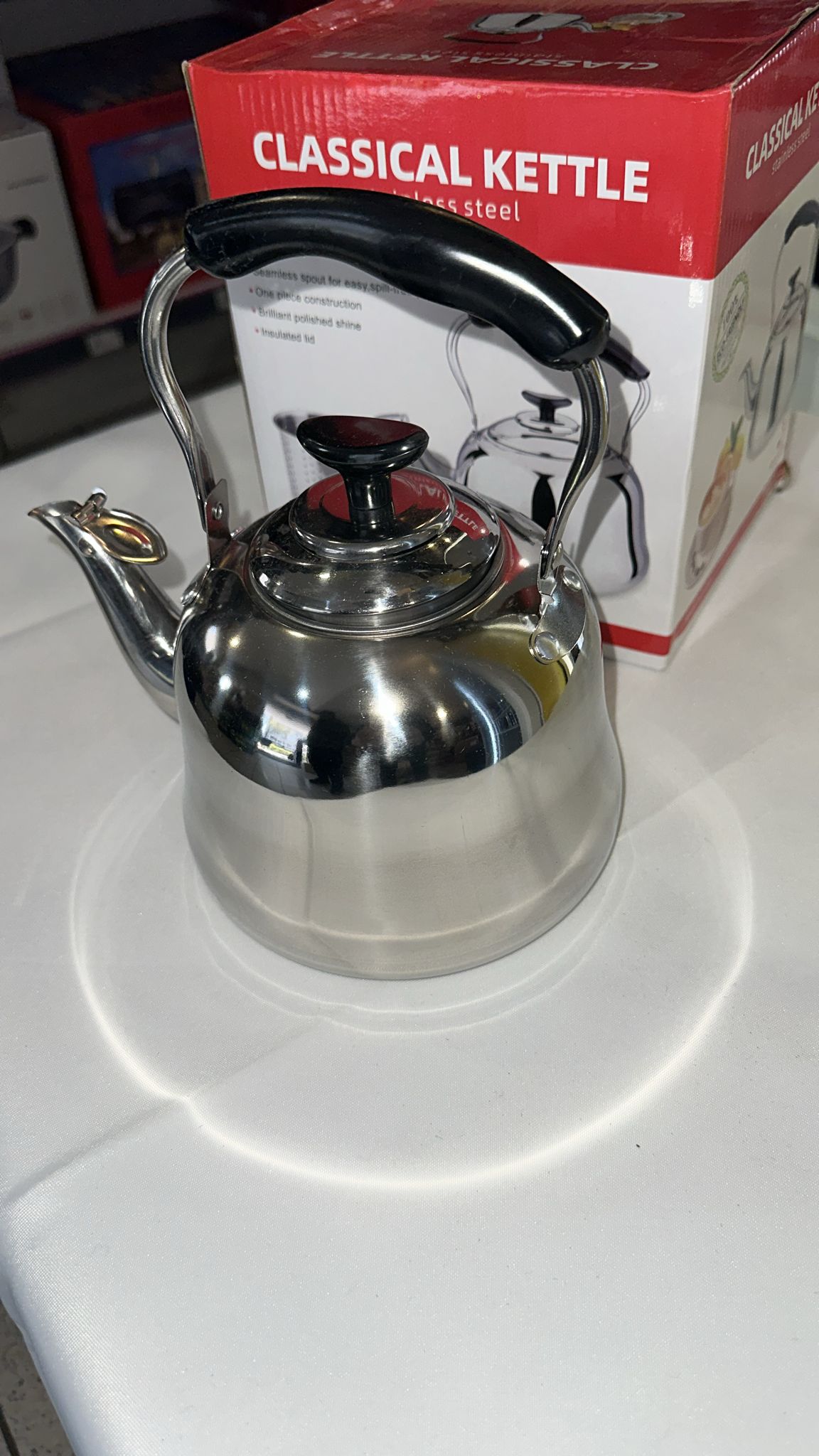 Teekessel aus Edelstahl